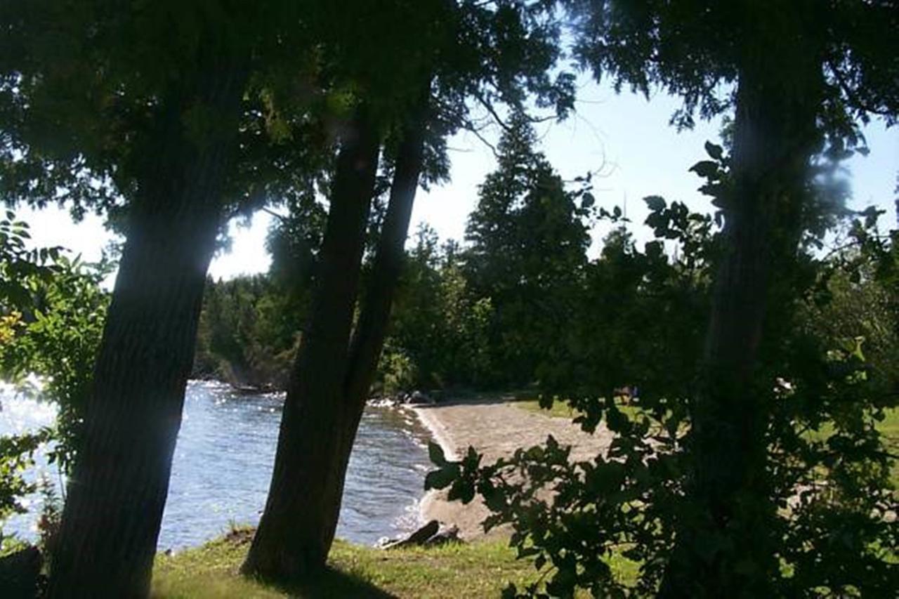 Wee Point Resort Manitowaning Exterior photo